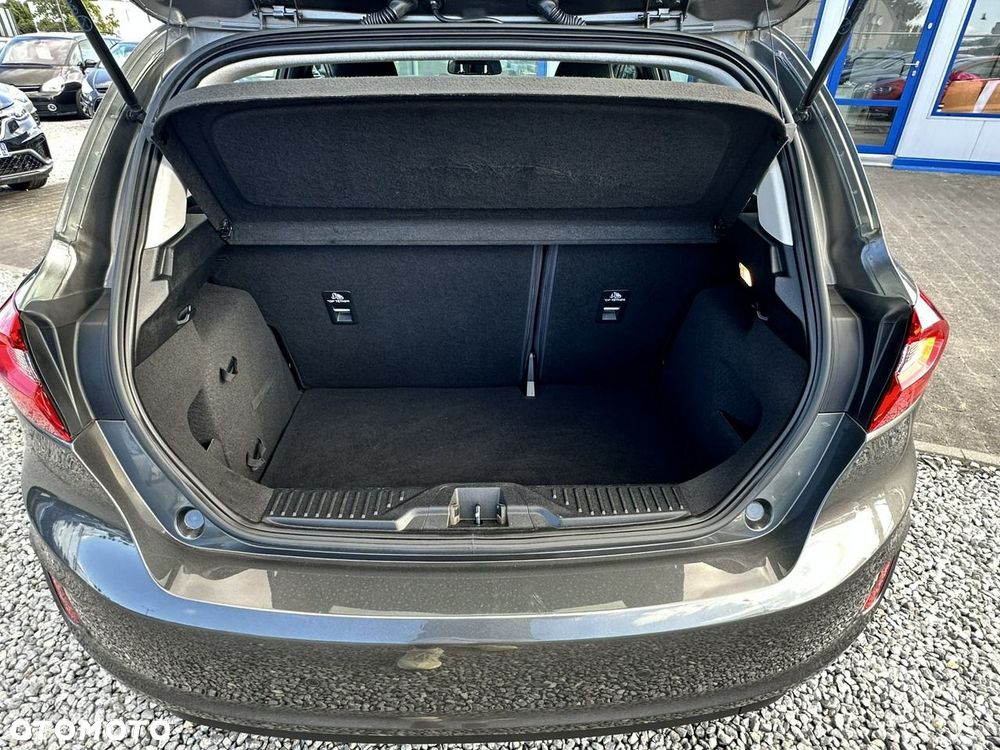 Ford Fiesta - 16