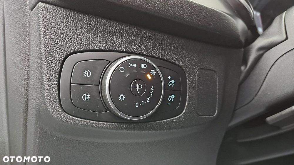 Ford Focus 1.5 EcoBlue SCR Connected - 17