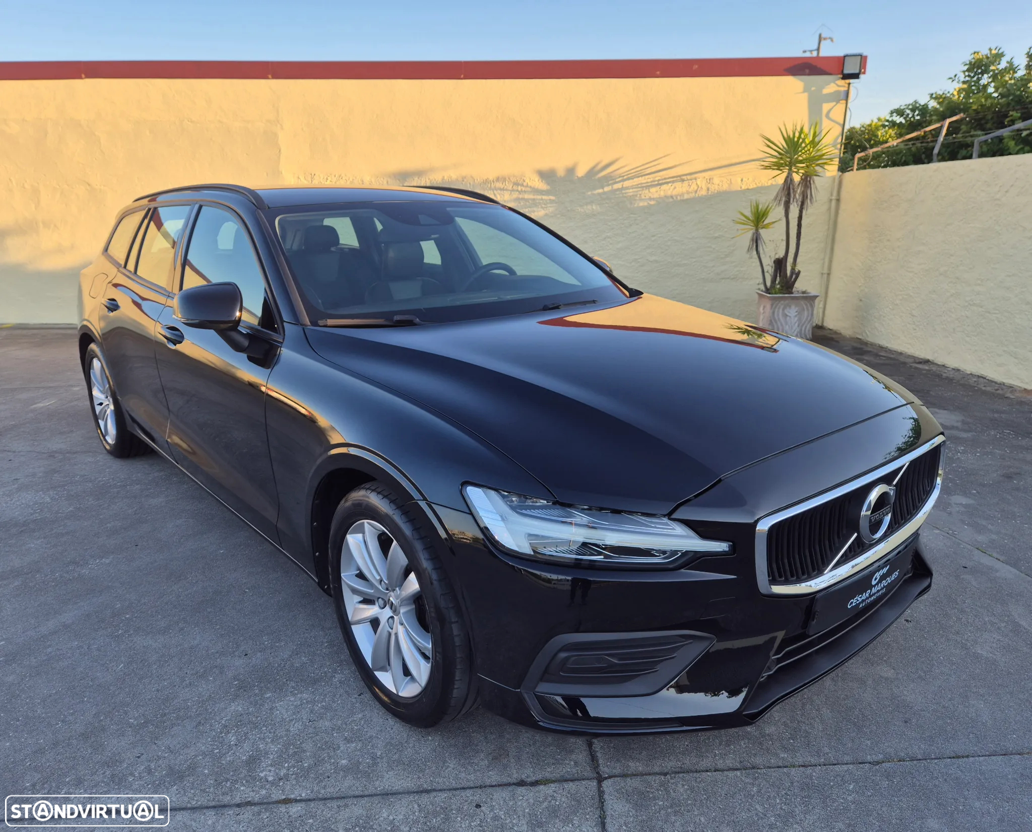 Volvo V60 2.0 D3 Momentum Plus Geartronic - 9