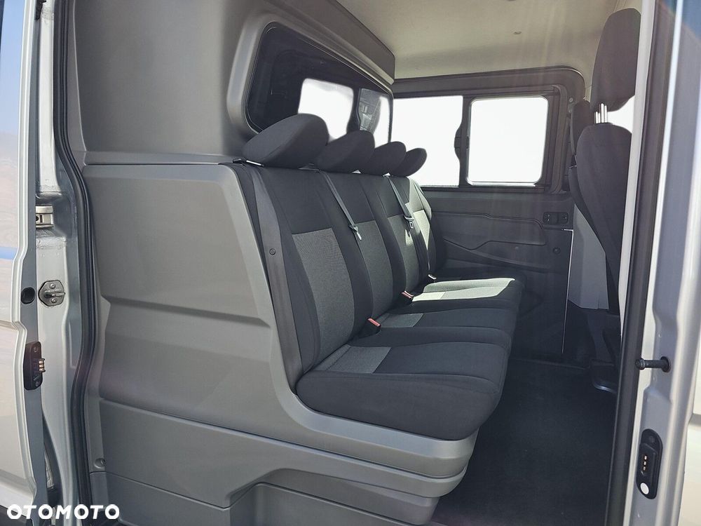 Volkswagen Crafter - 32