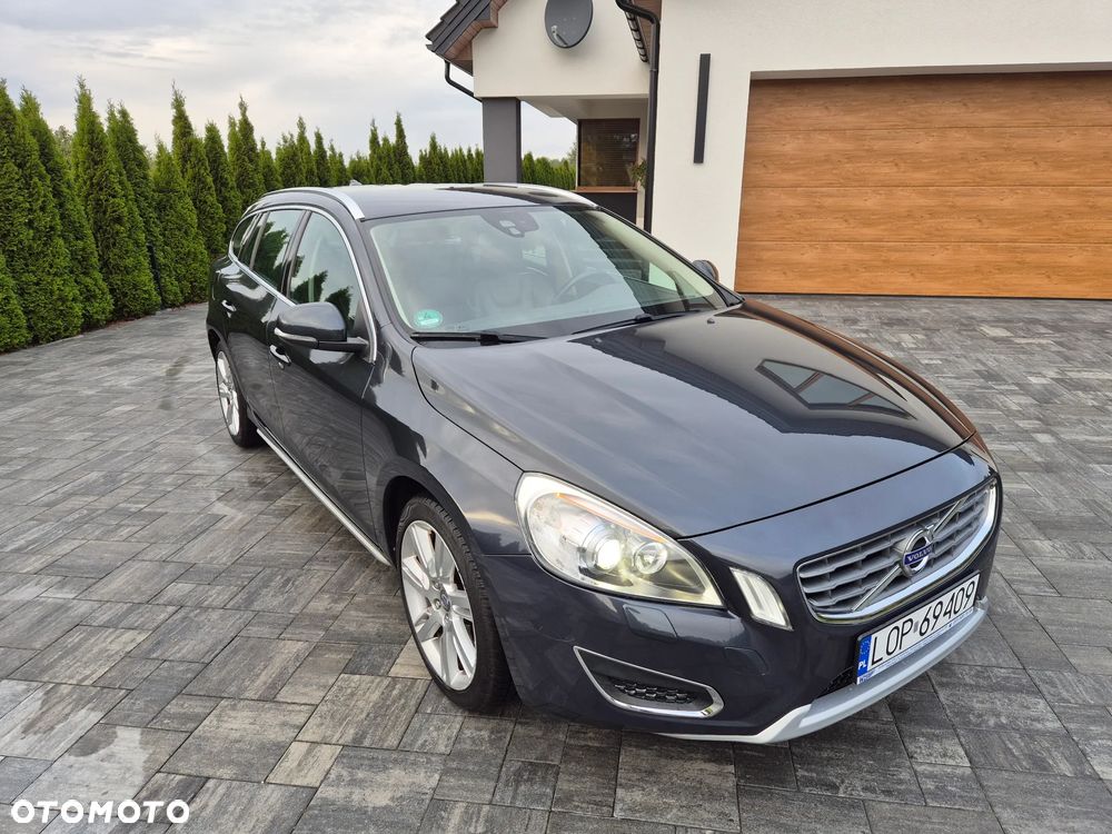 Volvo V60 T4 Summum - 31