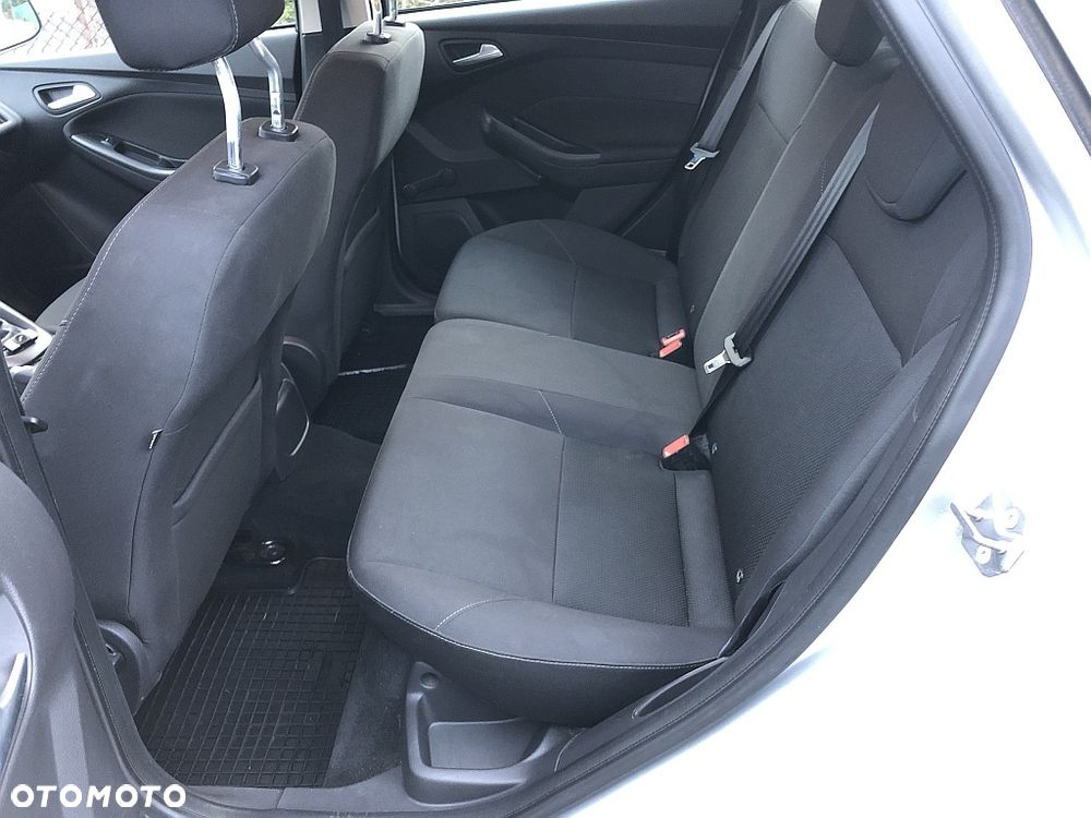 Ford Focus 1.6 Trend - 11