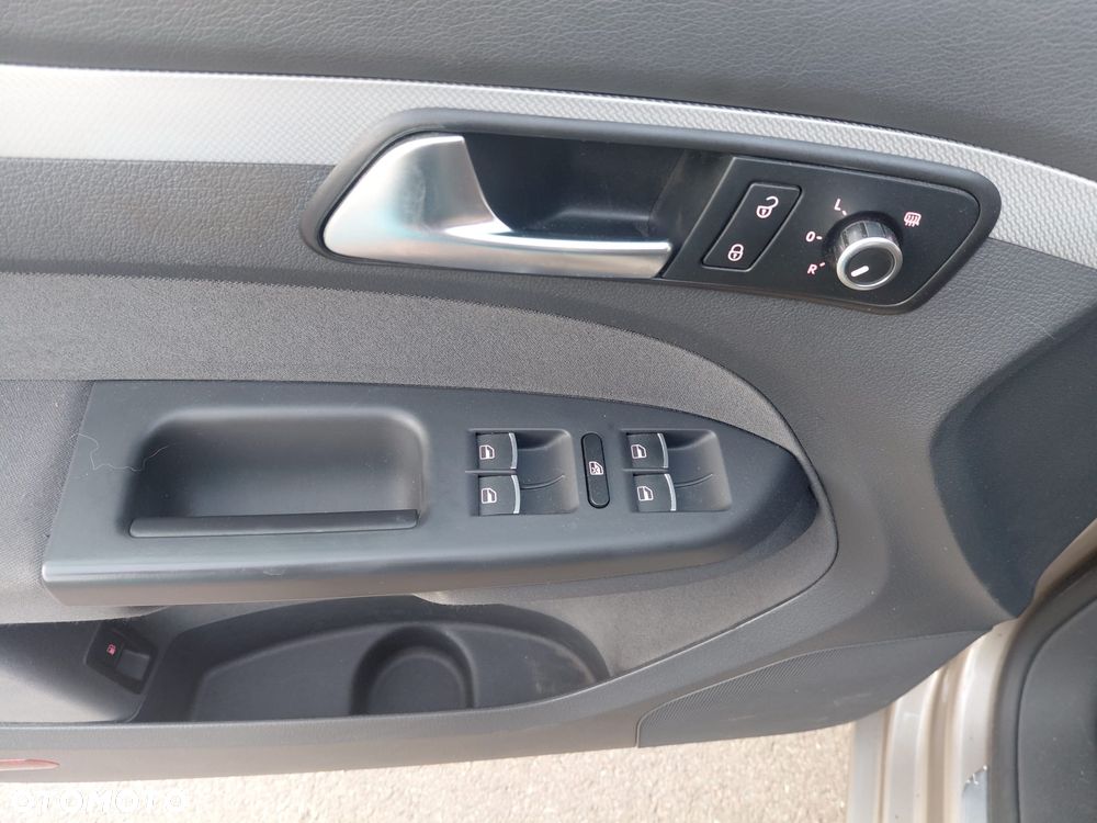 Volkswagen Touran 1.4 TSI Life - 12