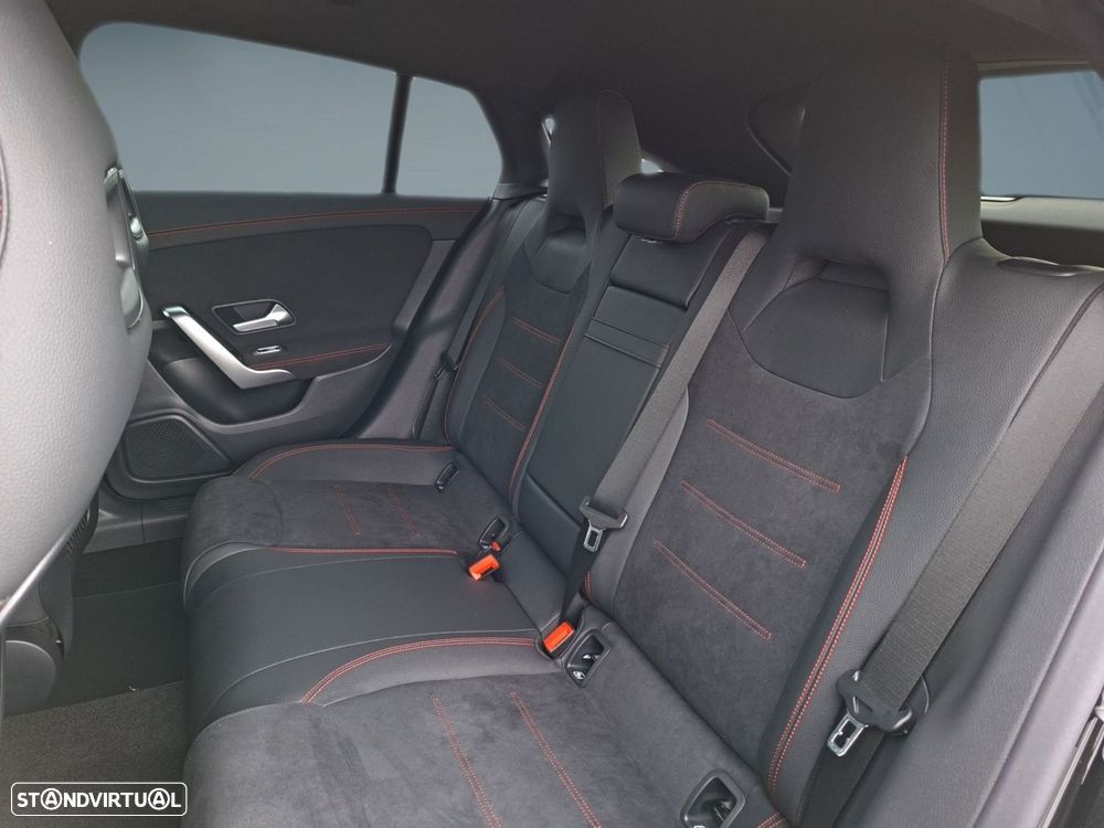 Mercedes-Benz CLA 250 e Shooting Brake AMG Line - 14