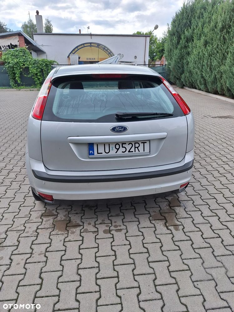 Ford Focus 1.8 FF Ambiente - 4