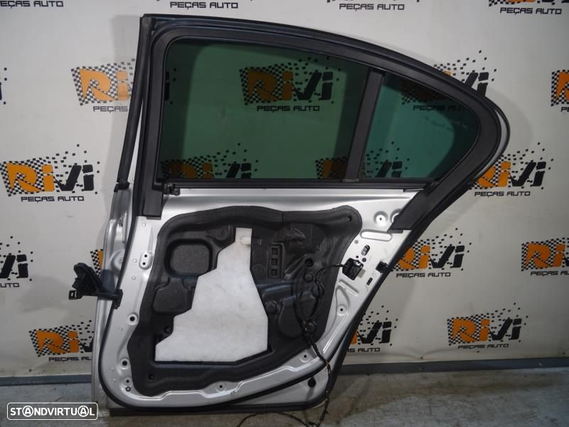 Porta Trás Direita Bmw 5 (F10)  Porta Traseira Direita Bmw Serie 5 F10 - 7