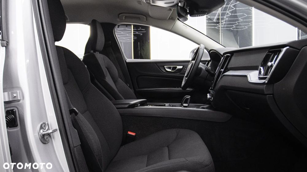 Volvo V60 B4 D Momentum Pro - 18