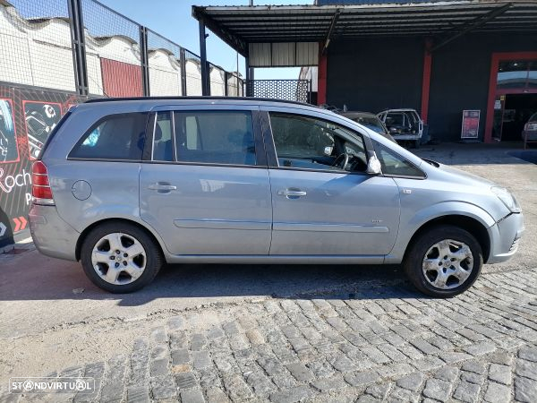 Para Peças Opel Zafira / Zafira Family B (A05) - 2