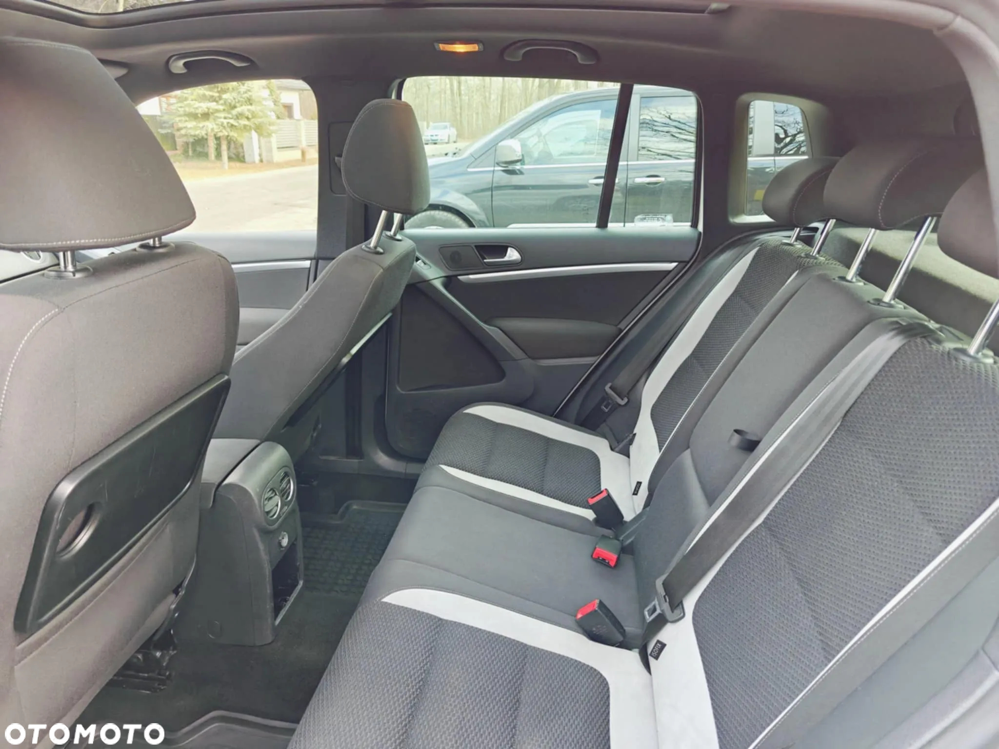 Volkswagen Tiguan 2.0 TDI 4Mot R-Style DSG - 17