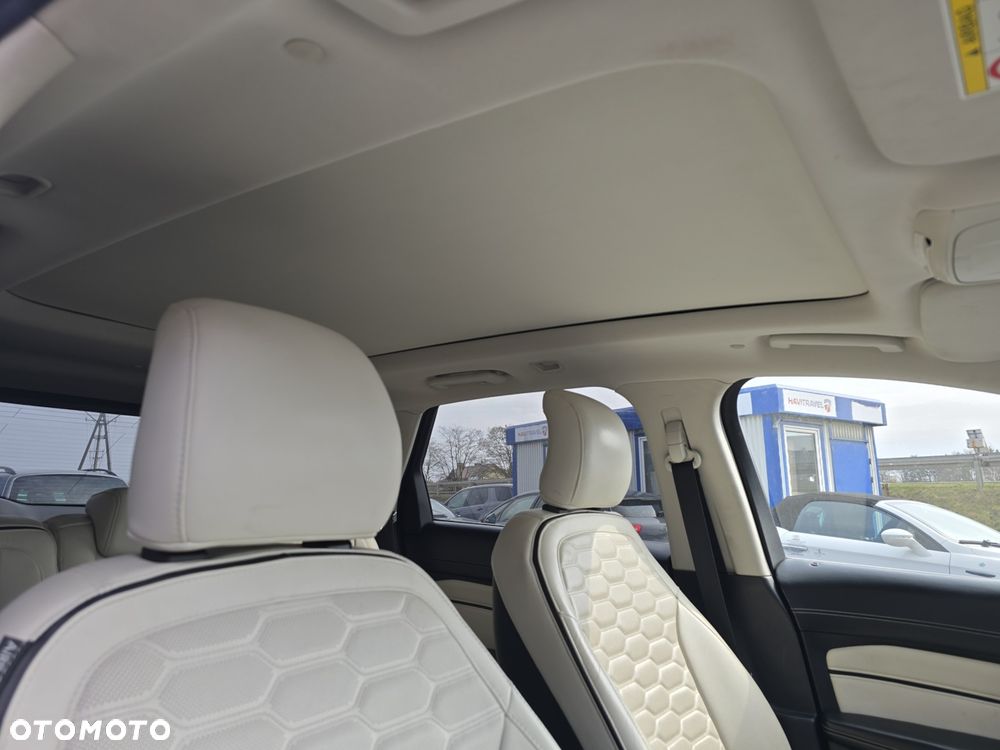 Ford Edge 2.0 EcoBlue Bi-Turbo 4x4 Vignale - 35