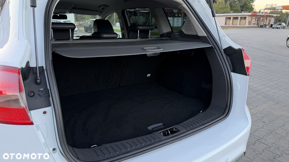 Ford Kuga 2.0 TDCi 4x4 Titanium - 41