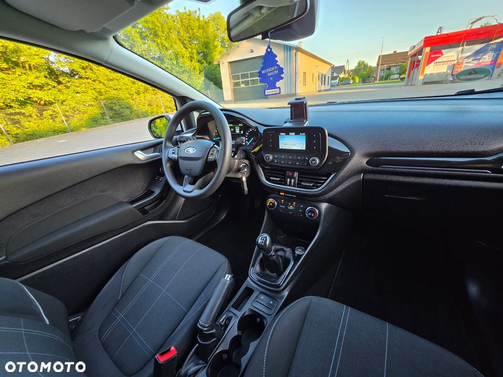 Ford Fiesta 1.1 COOL&CONNECT - 10