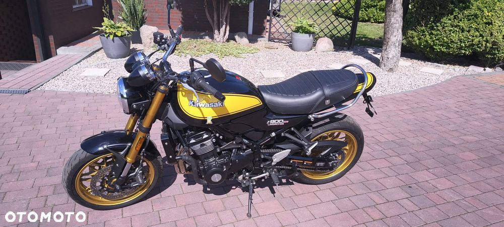 Kawasaki Z 900 RS - 2