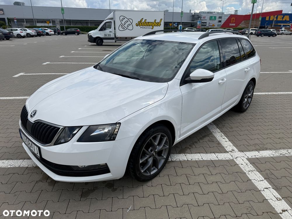 Skoda Octavia 1.6 TDI SCR Ambition - 2