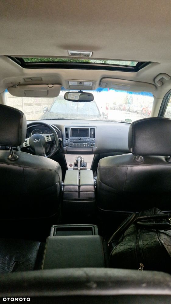 Infiniti FX - 7