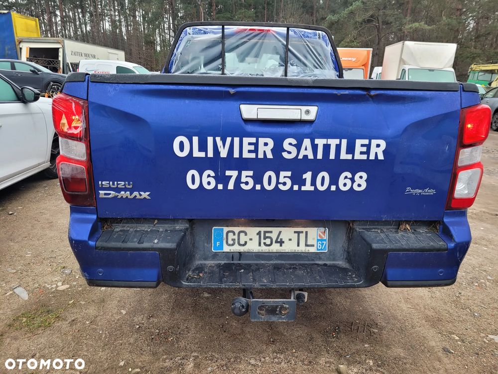 Isuzu D-MAX - 7