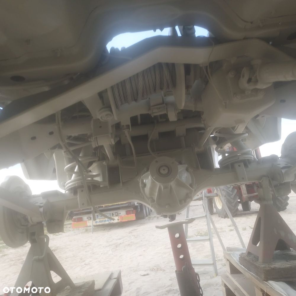 Nissan Patrol - 11