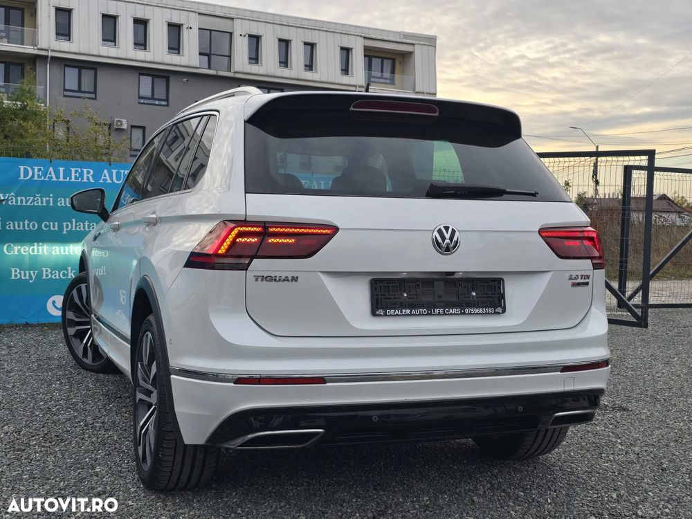 Volkswagen Tiguan - 4