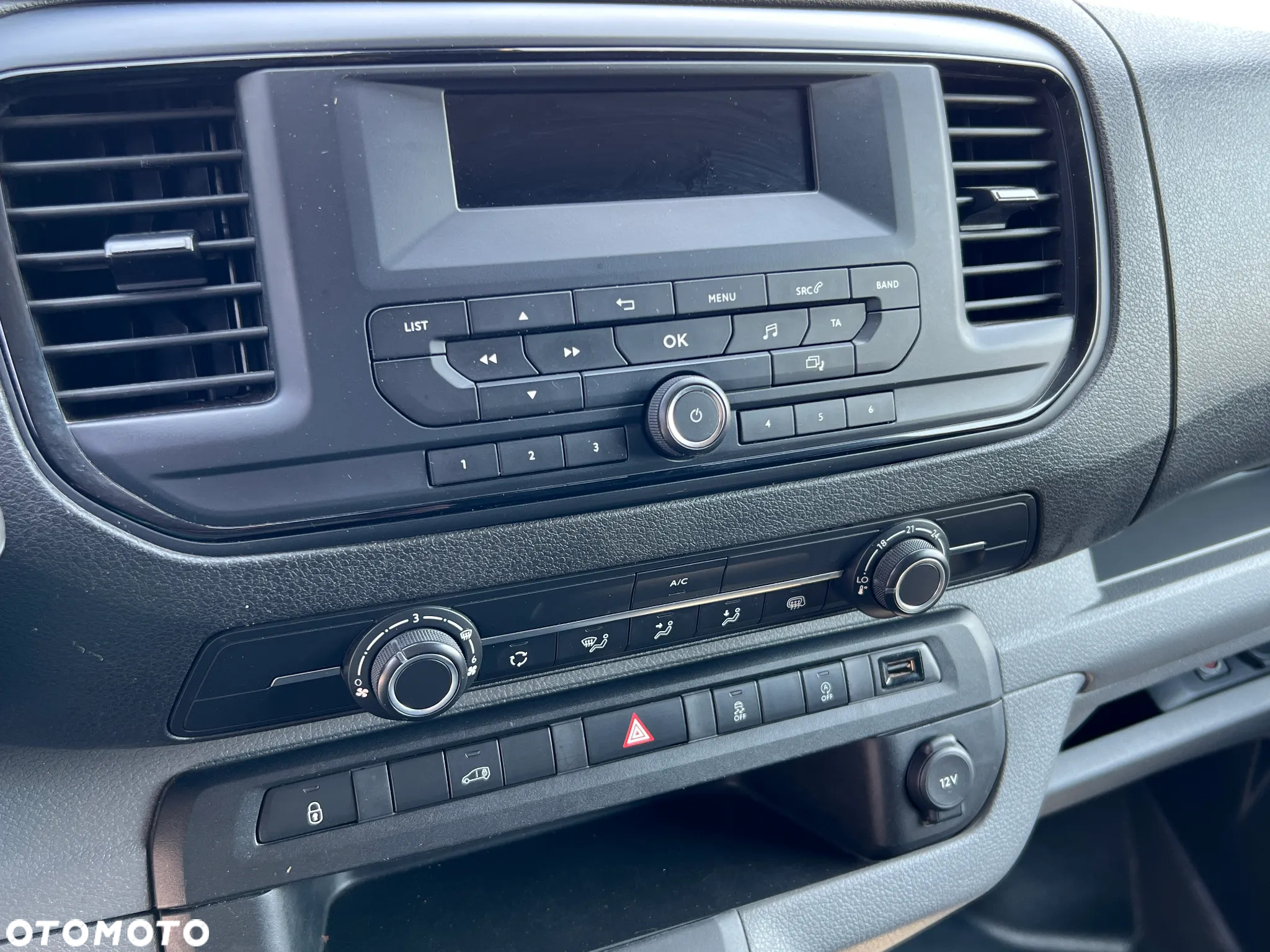 Peugeot Expert - 26