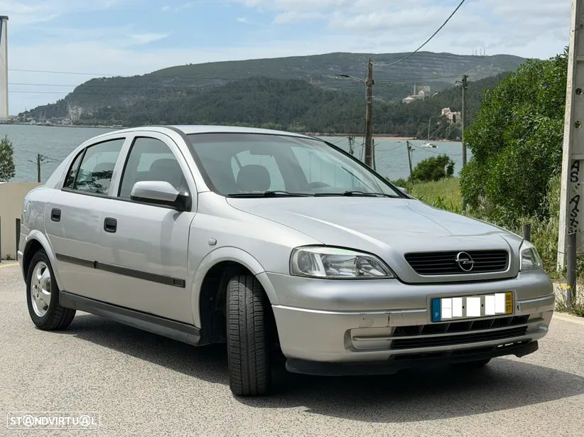 Opel Astra 1.7 DTL Club - 1