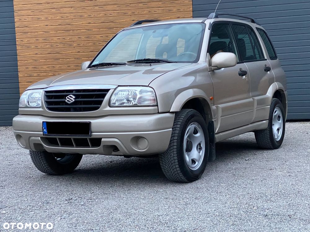 Suzuki Grand Vitara 2.0 Comfort Style - 18