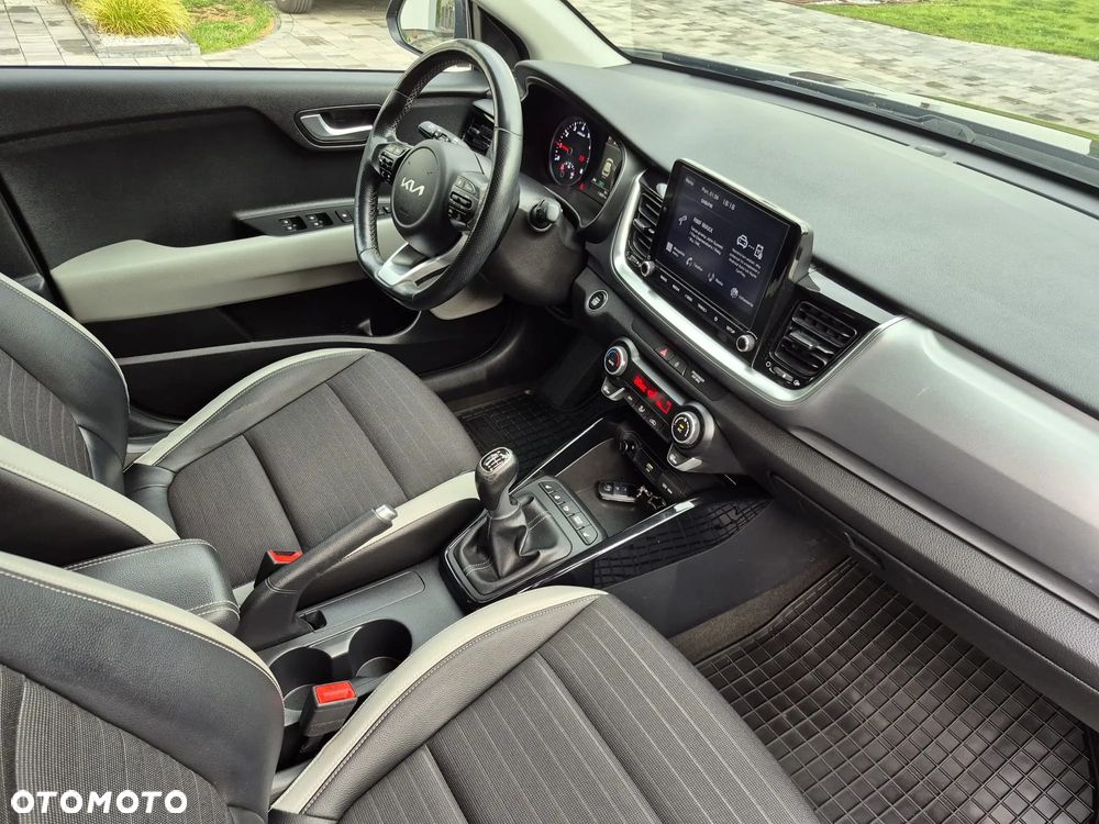 Kia Stonic 1.0 T-GDI MHEV L Business Line - 13