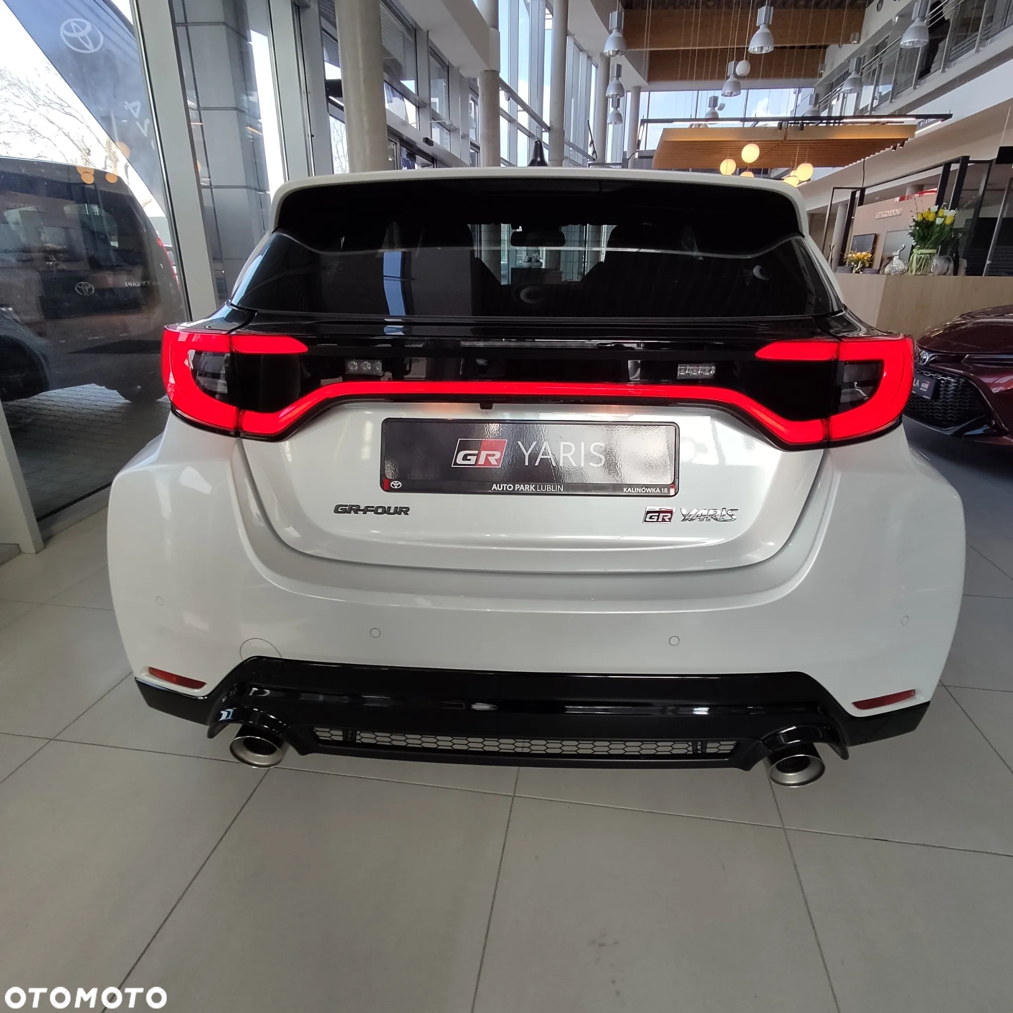 Toyota Yaris GR 1.6 Dynamic - 10