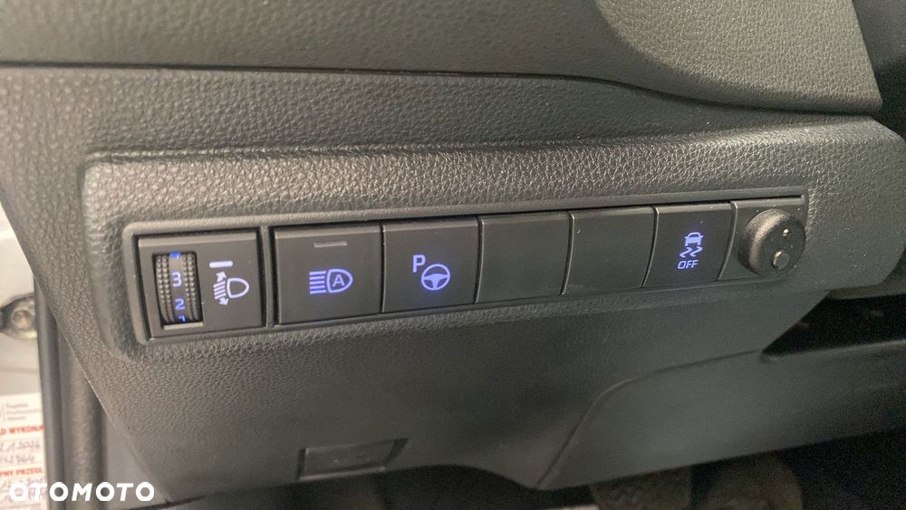 Toyota Corolla 1.8 Hybrid GPF Comfort - 25