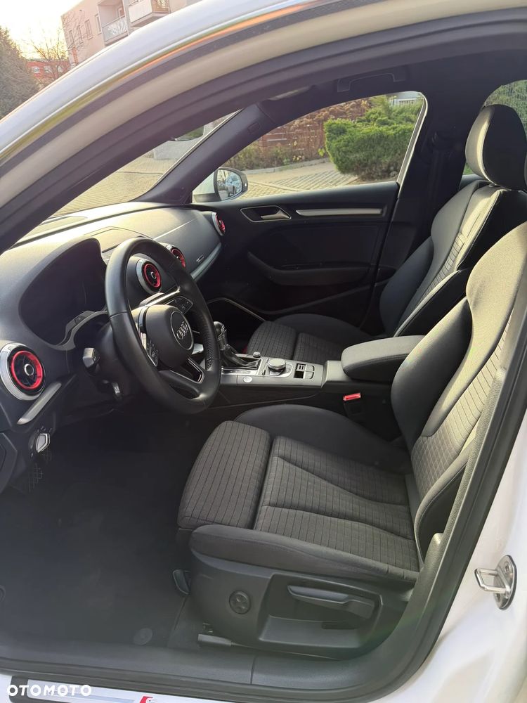 Audi A3 Sportback 1.5 TFSI Sport S tronic - 12