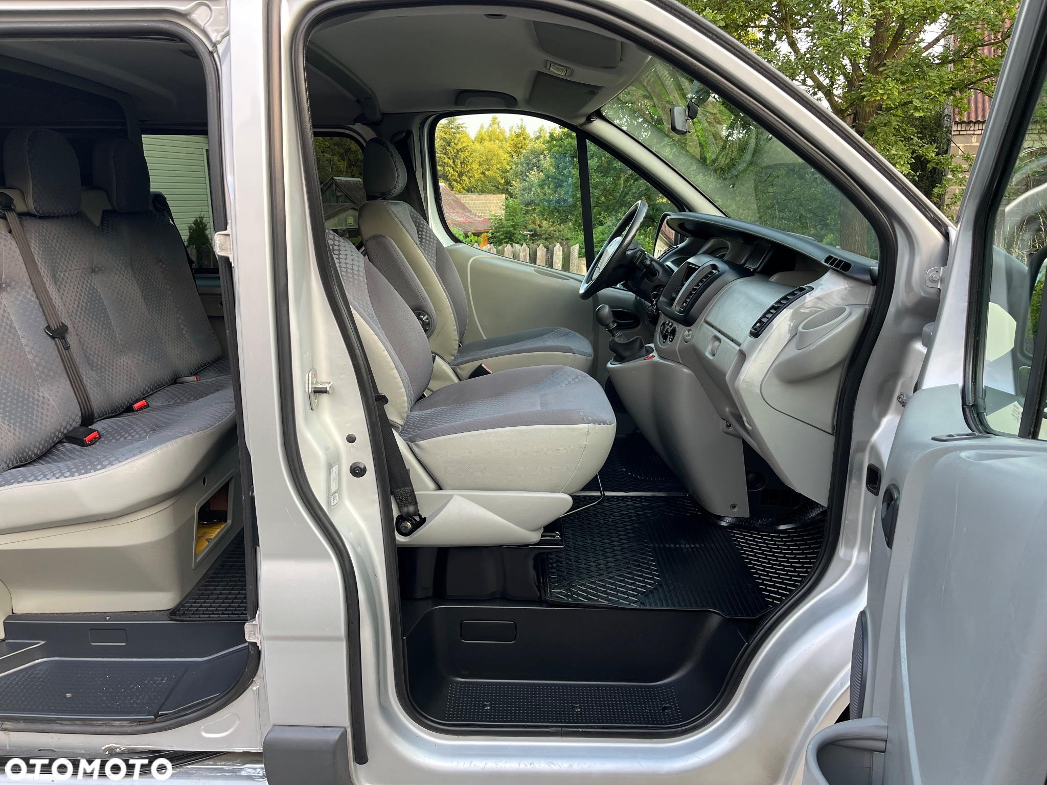 Renault TRAFIC - 13