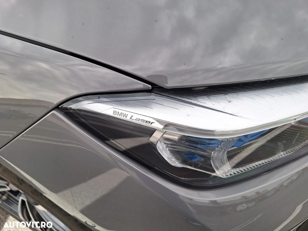 BMW Seria 7 750i xDrive - 12