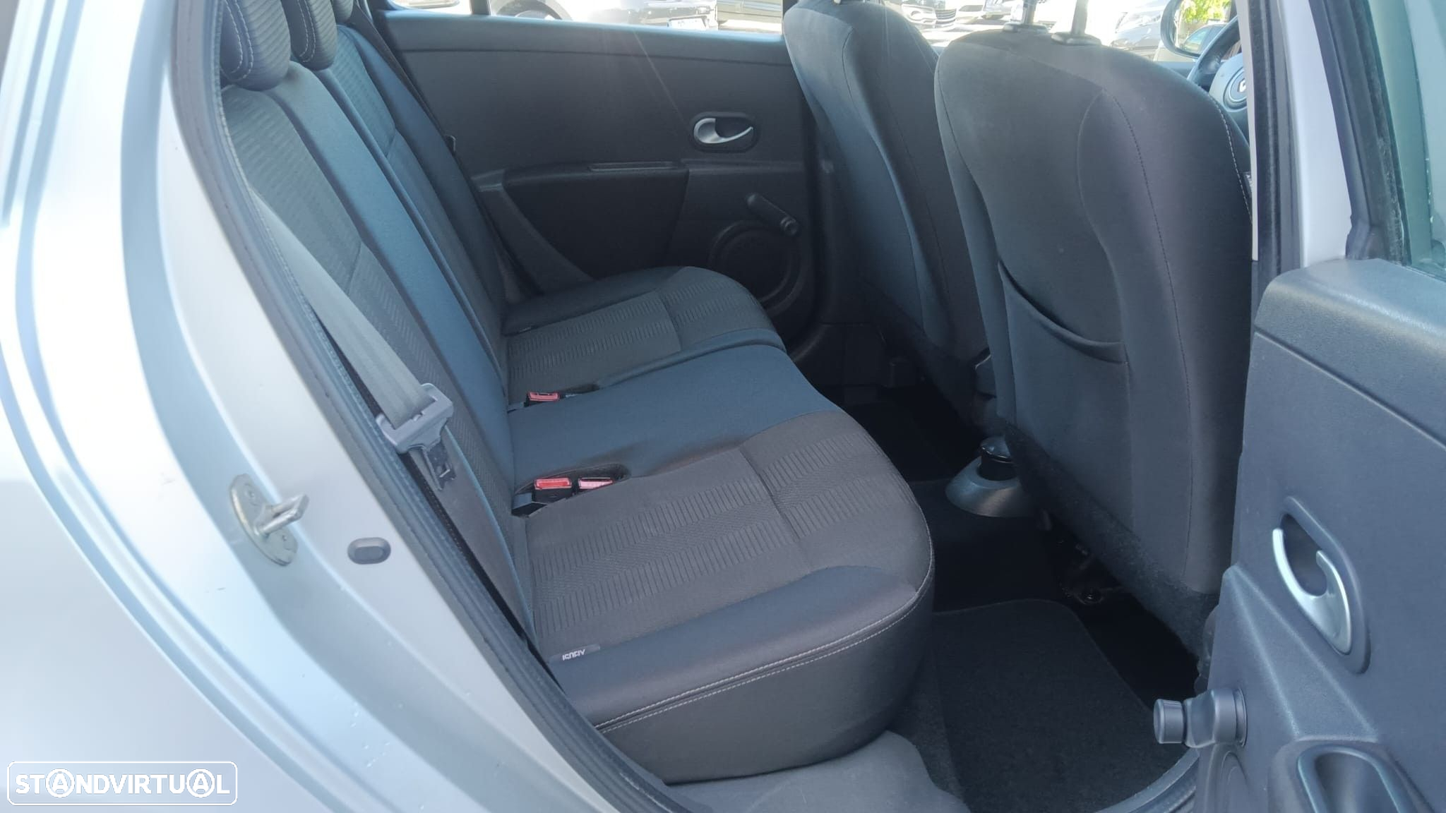 Renault Clio Break 1.5 dCi Confort - 10