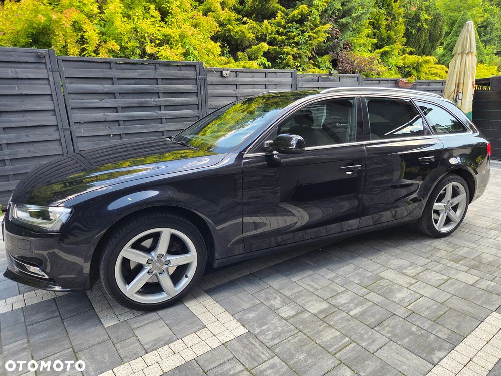 Audi A4 Avant 2.0 TDI DPF quattro S tronic Attraction - 4