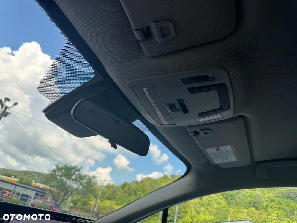 Toyota Sienna - 14