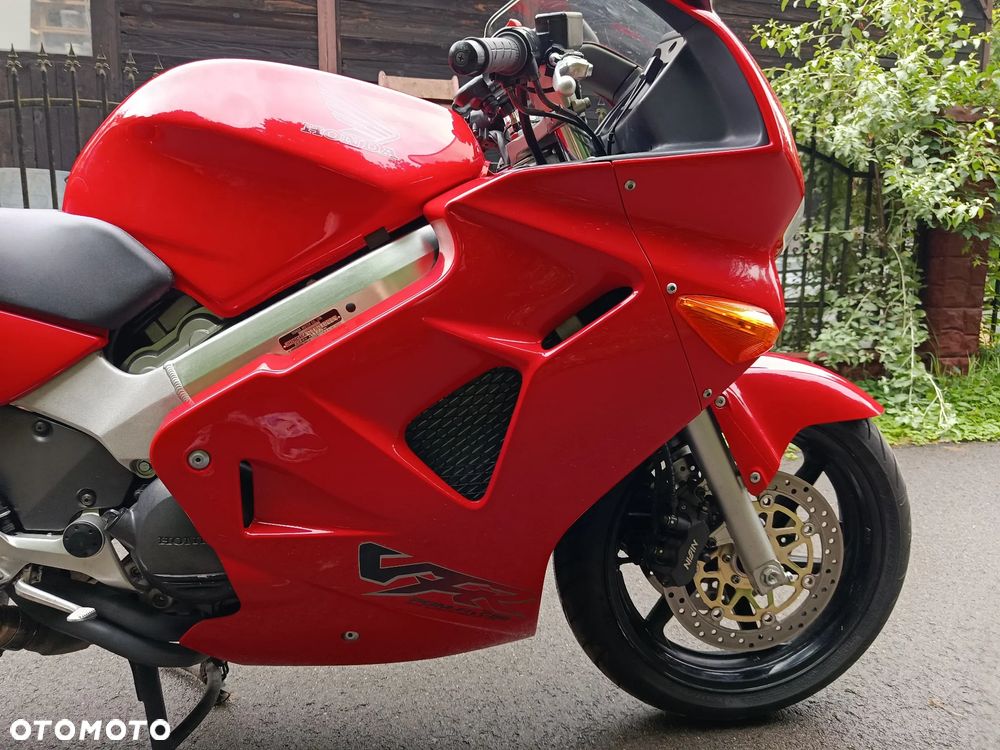 Honda VFR - 5