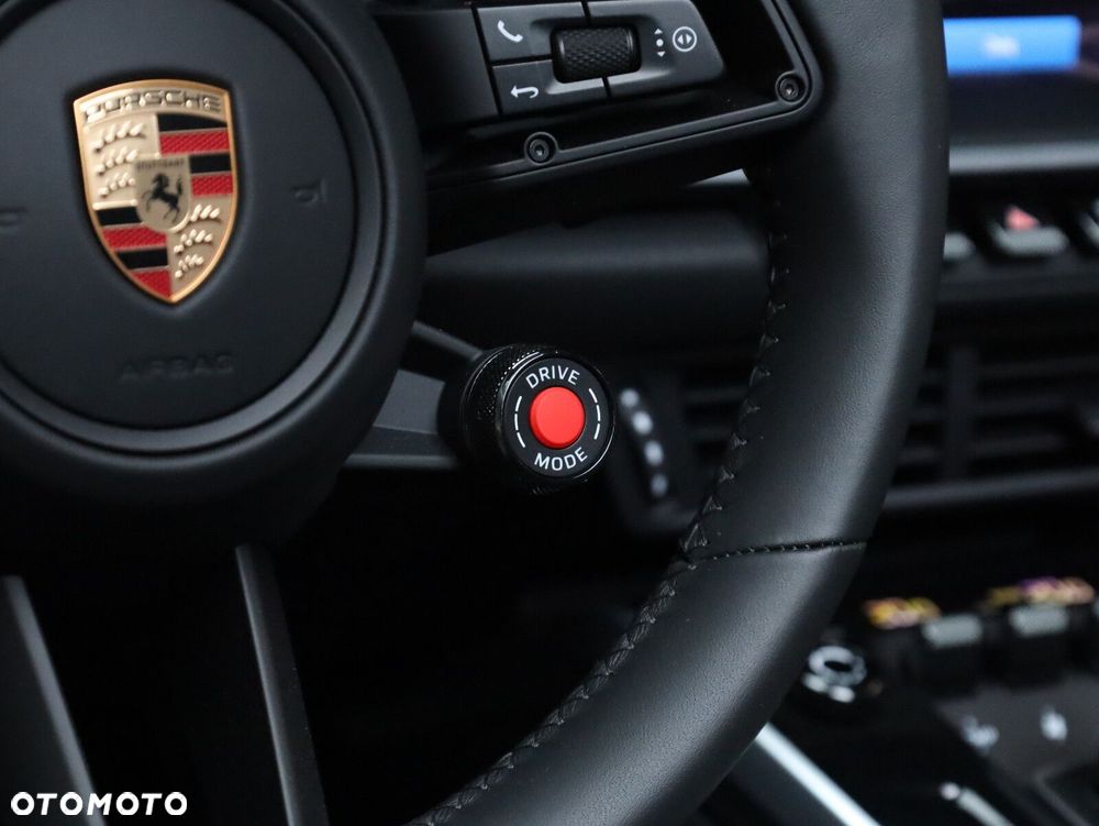 Porsche 911 - 16