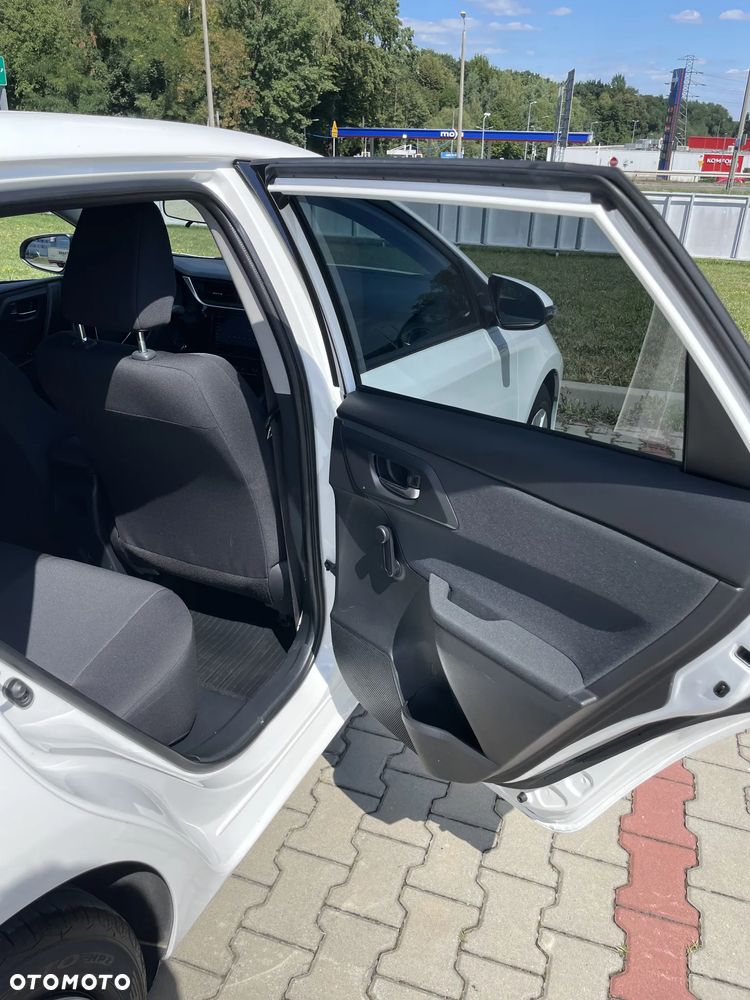 Toyota Auris 1.4 D-4D Comfort - 19