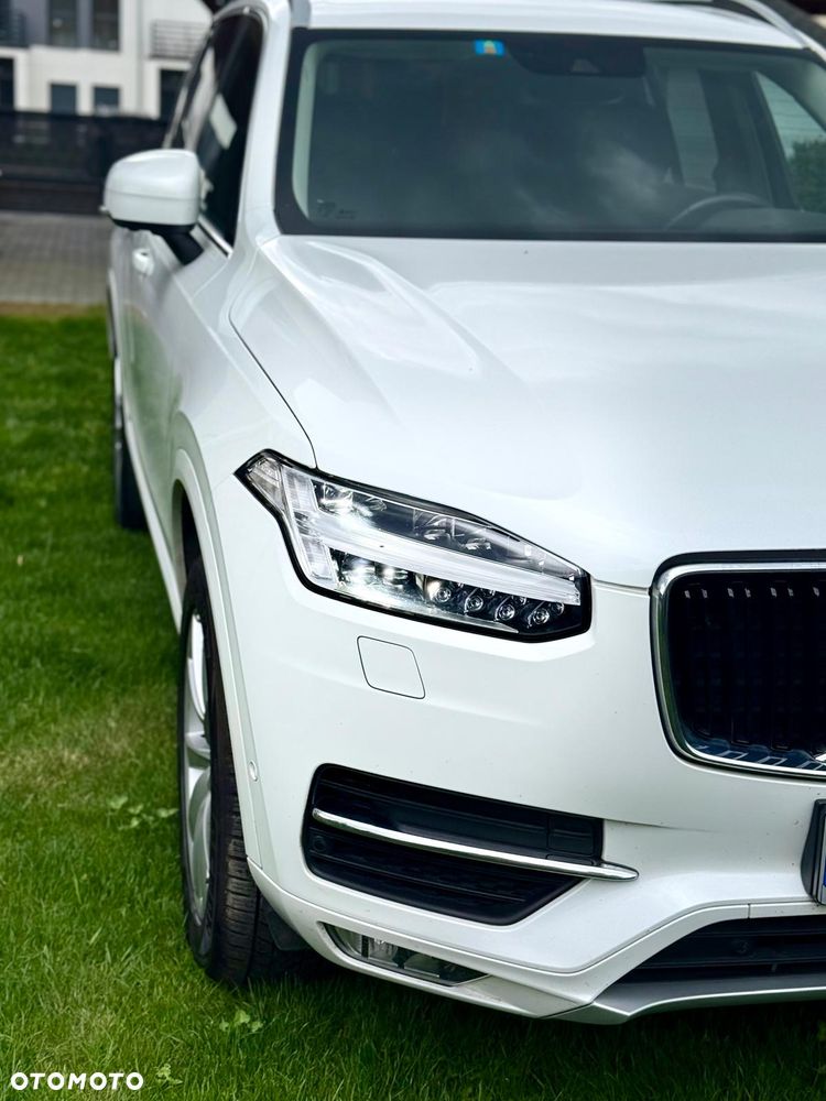 Volvo XC 90 D5 AWD Geartronic Momentum - 2