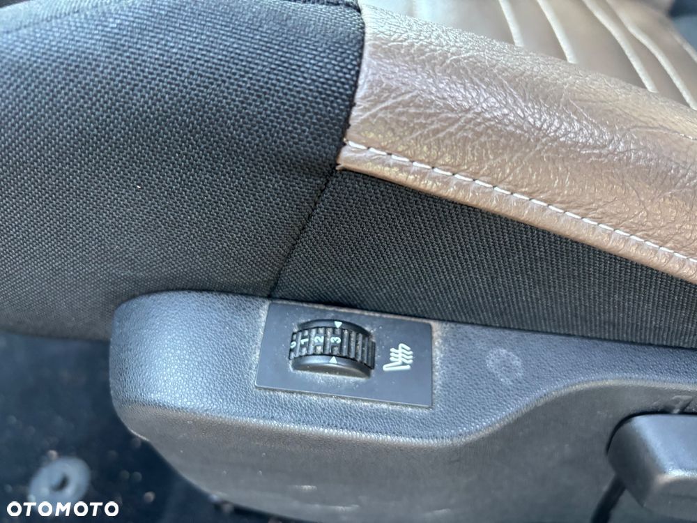 Citroën C4 Cactus - 13