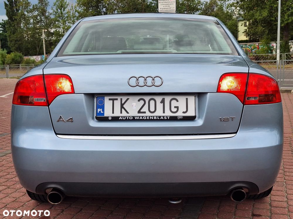Audi A4 Limousine - 7