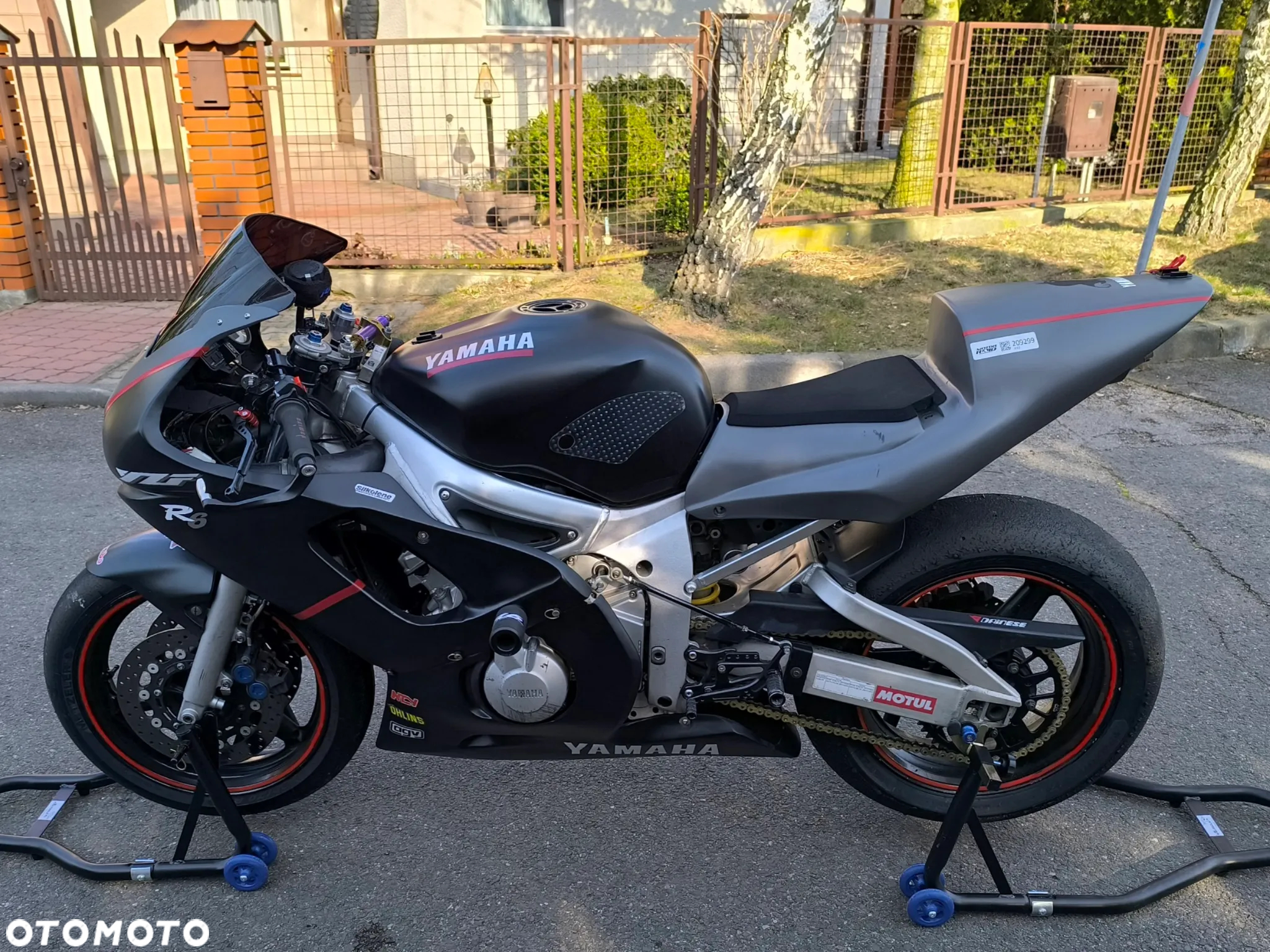 Yamaha R6 - 4