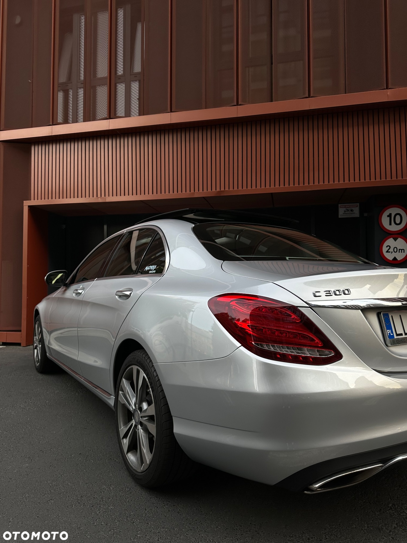 Mercedes-Benz Klasa C 300 7G-TRONIC - 9
