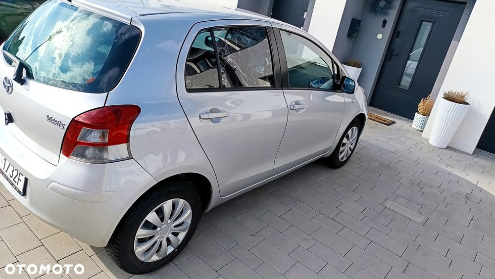 Toyota Yaris 1.33 Sol - 4