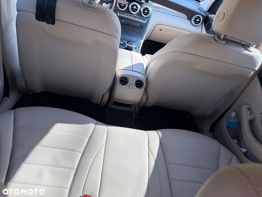 Mercedes-Benz GLC - 10