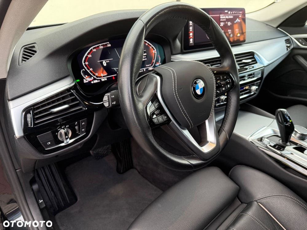 BMW Seria 5 - 26