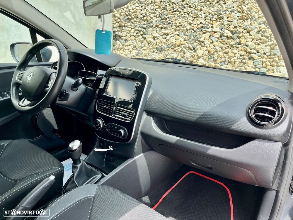 Renault Clio Sport Tourer 1.5 dCi Zen - 28