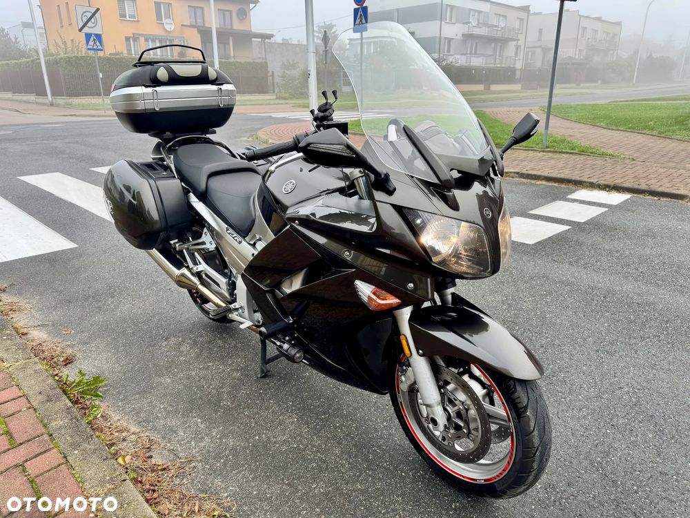 Yamaha FJR - 12