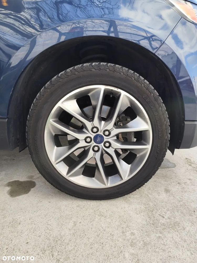 Ford Edge - 16