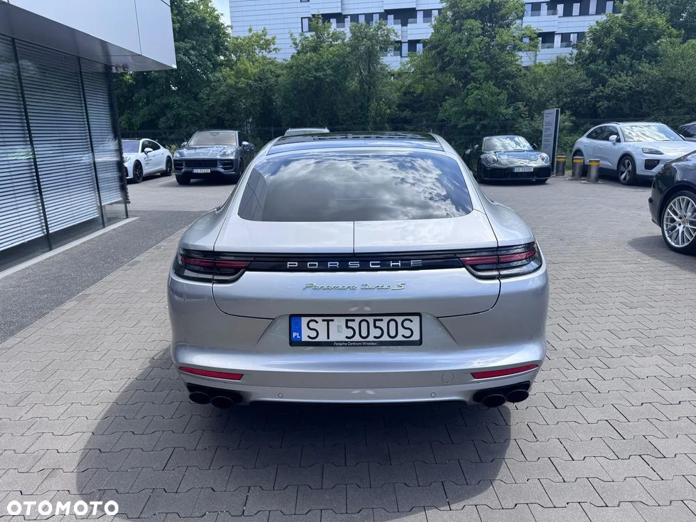 Porsche Panamera - 5