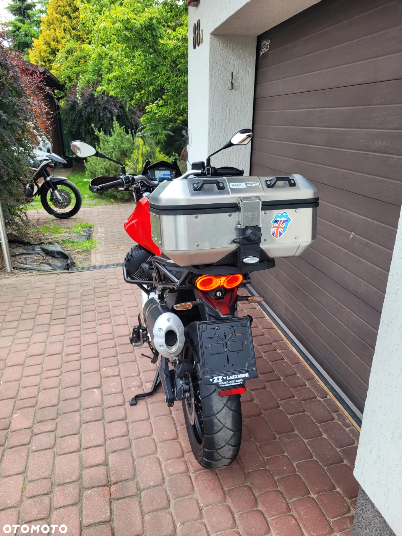 Moto Guzzi V85 - 6